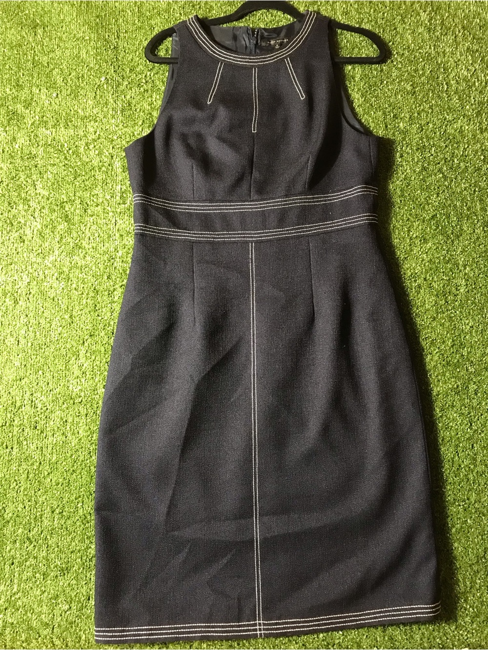 David Meister Black Sleeveless Sheath Dress with White Stitching